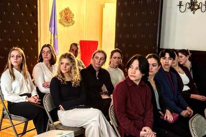 Среща с представители на неправителствената организация “Stone & Compass”